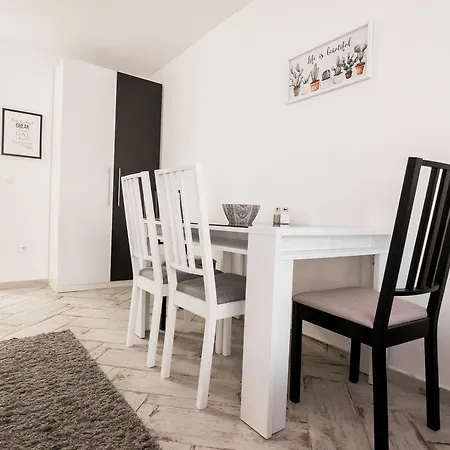 Adna & Amna Apartment